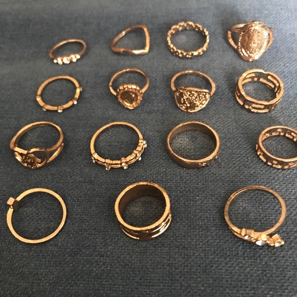 15 Unique Golden Rings - Picture 2 of 6